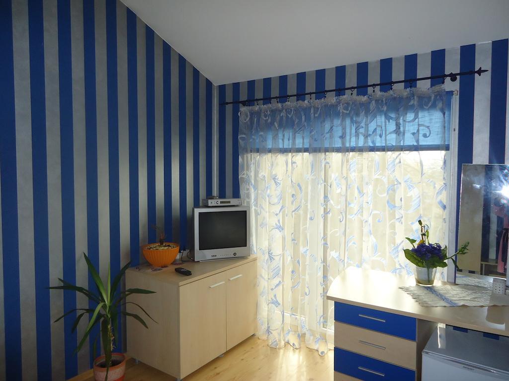 Homestay Roja Vilna Habitación foto