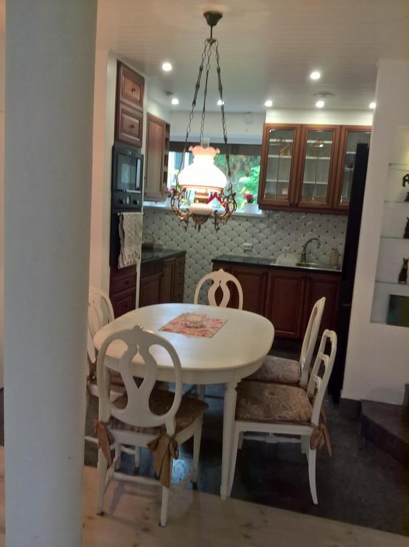Homestay Roja Vilna Exterior foto